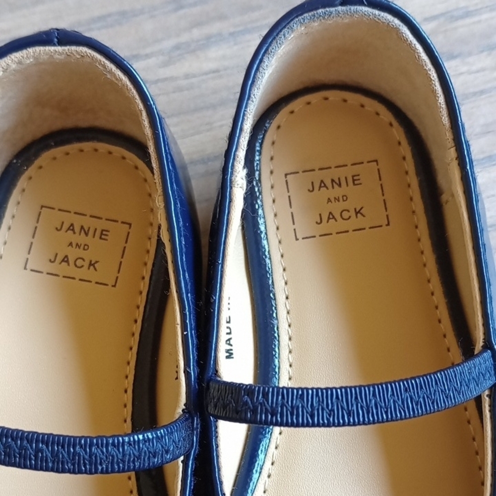 New  Never Used Janie and Jack Navy Baby Walker Shoes - Picture 2 of 10